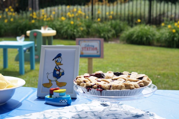 Donald Duck Nautical themed birthday party // pie // desert table